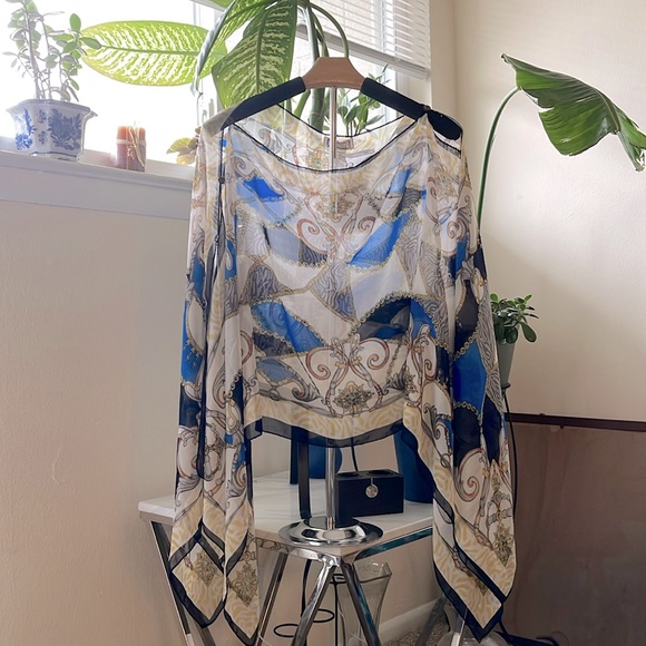 Tops - Sheer Flowy Blouse